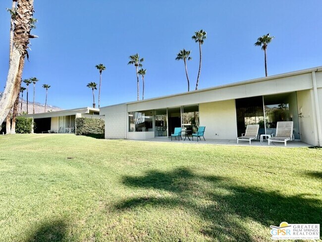 Building Photo - 197 Desert Lakes Dr