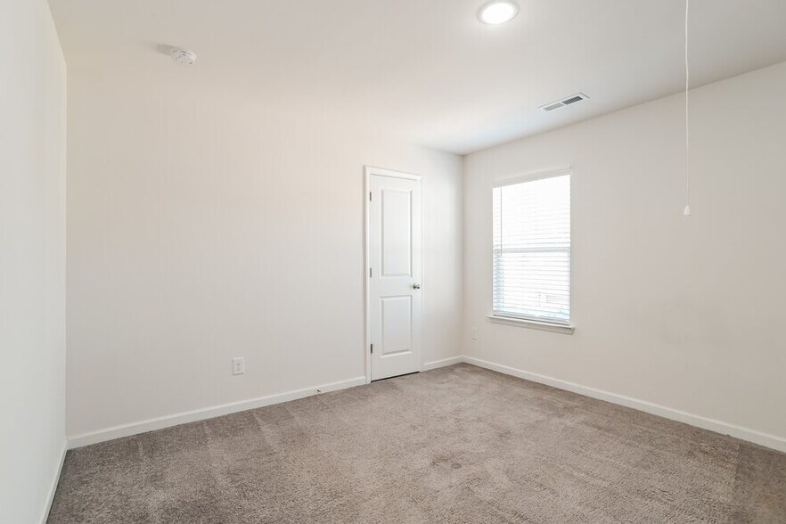Building Photo - 4338 Drifter Dr