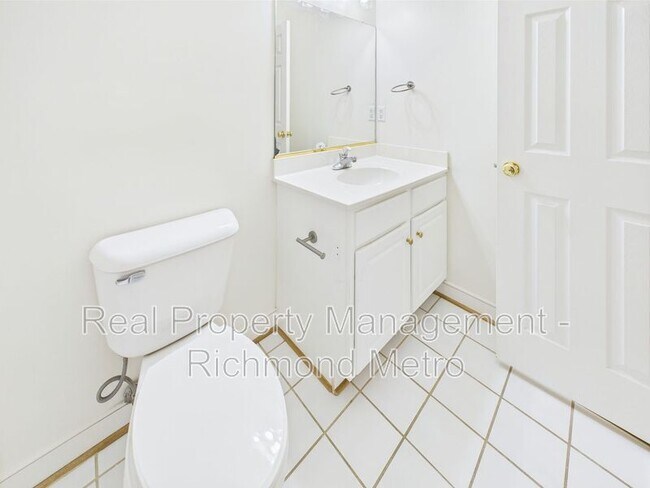 Building Photo - 401 Portwest Terrace
