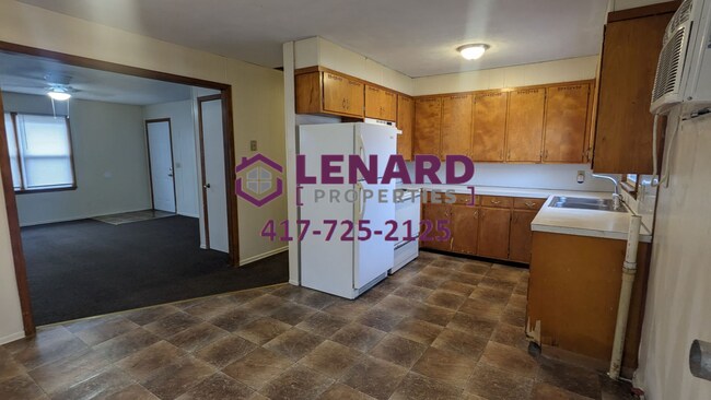 Building Photo - 502-506 N Wilson