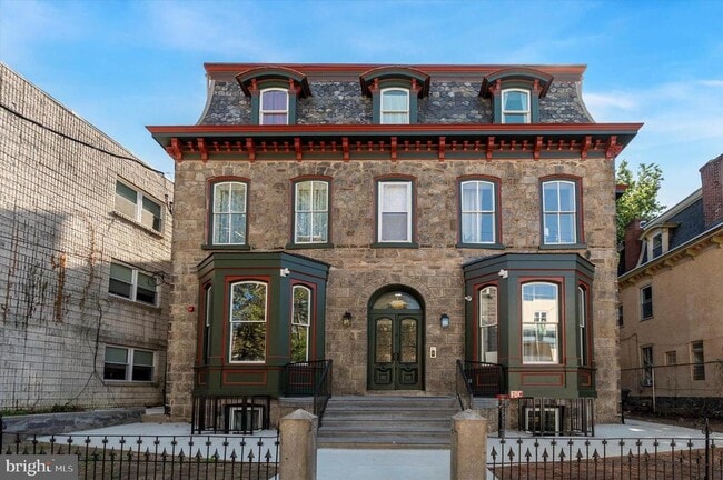 Building Photo - 3408 Race St