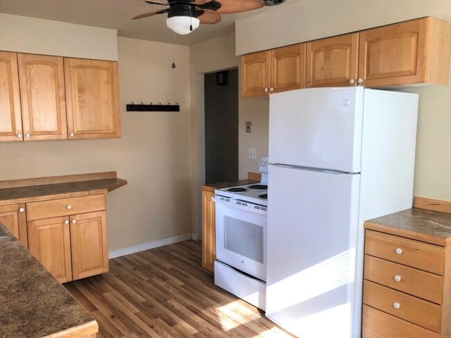 Building Photo - 2614 Silver Blvd