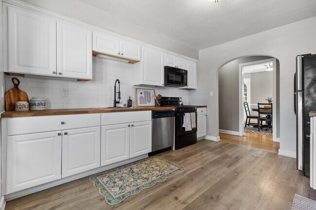 Building Photo - 2378 N 69th St