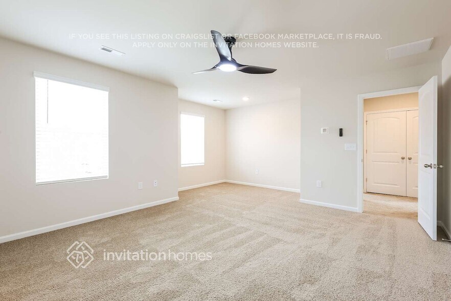 Building Photo - 220 Green Pasture Rd