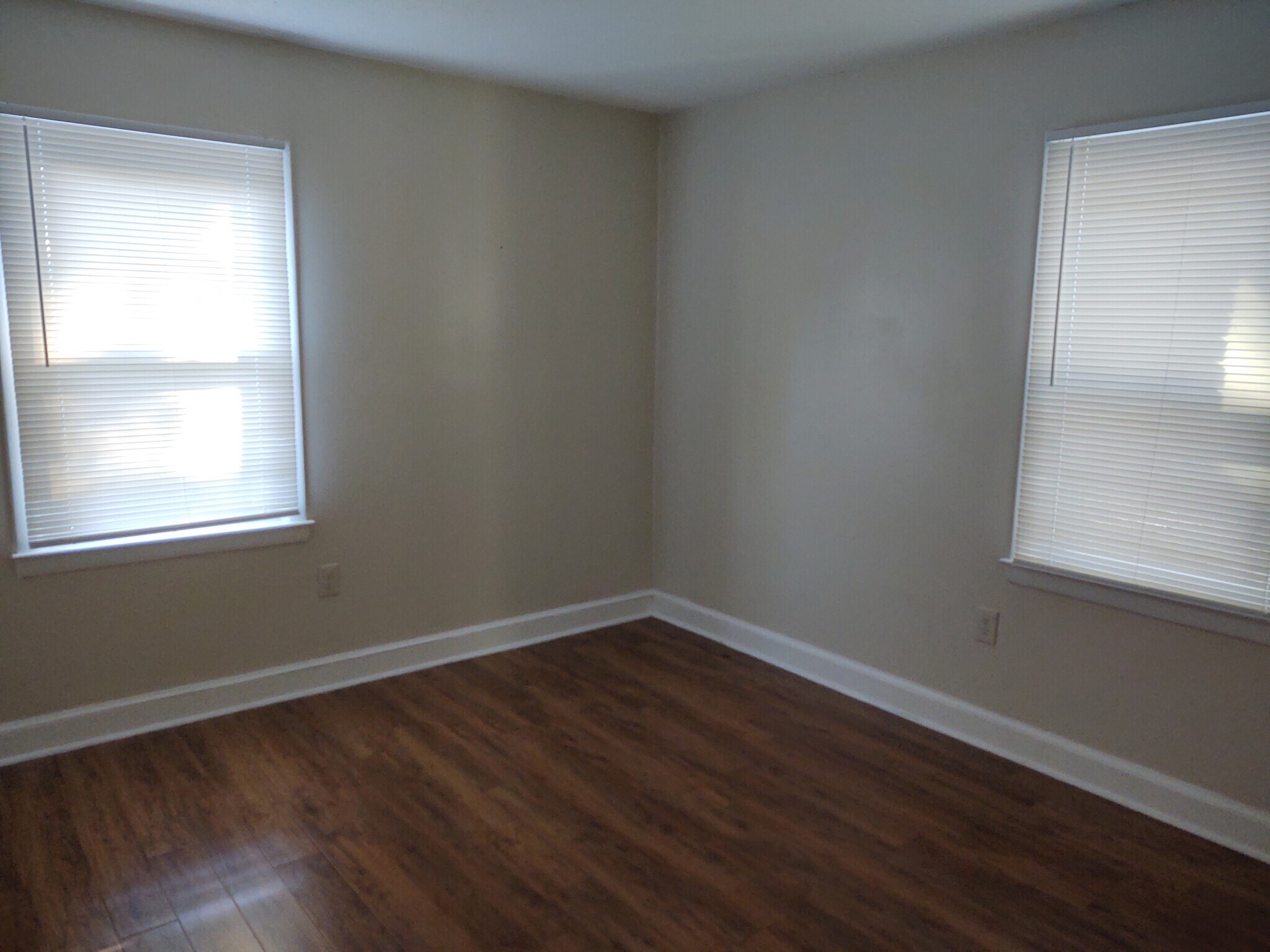 Bedroom - 1532 Hampton St
