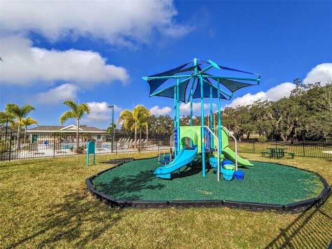 Building Photo - 6205 114th Ave E