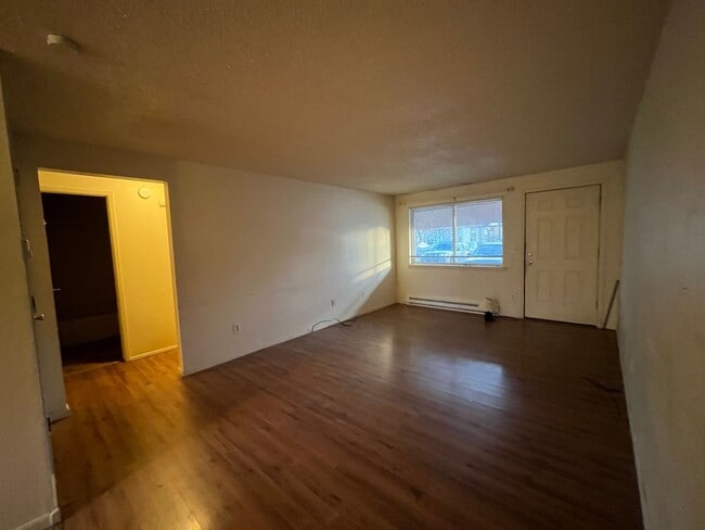 Building Photo - Fantastic Duplex Unit in Loveland