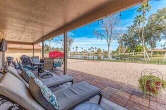 Building Photo - 26241 S Lakemont Dr