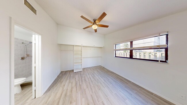 Building Photo - 13789 Bottlebrush Ct