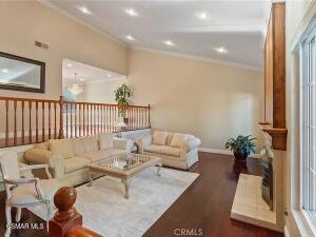 Building Photo - Beautiful 5-Bedroom Home in Westlake Village