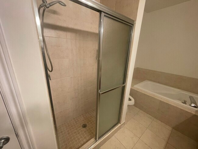 Building Photo - 45588 S Stonewood Rd