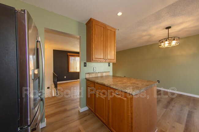 Building Photo - 4405 Ocean Ave