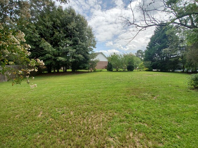 Building Photo - 3508 Gowan Ln