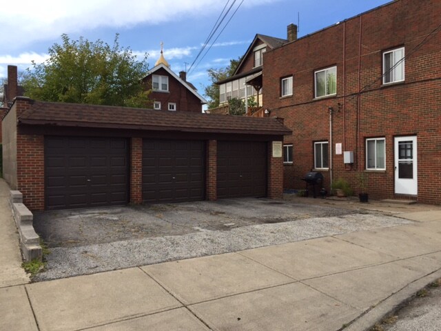 Tenant Garages - 12701-12703 Madison Ave