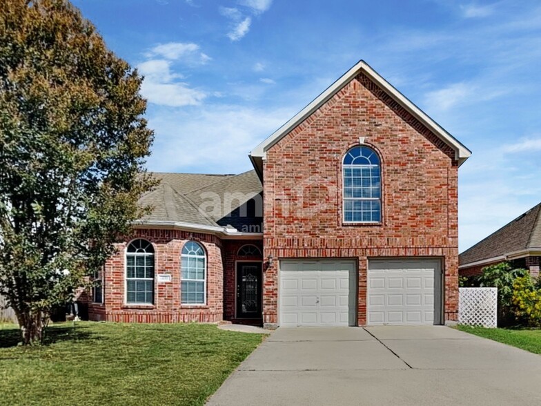 Primary Photo - 439 Pinewood Ridge Dr