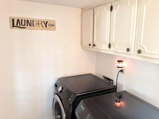 Building Photo - 2932 Devils Tower Cir