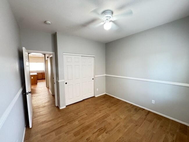 Building Photo - Chandler 4 bed 2 bath