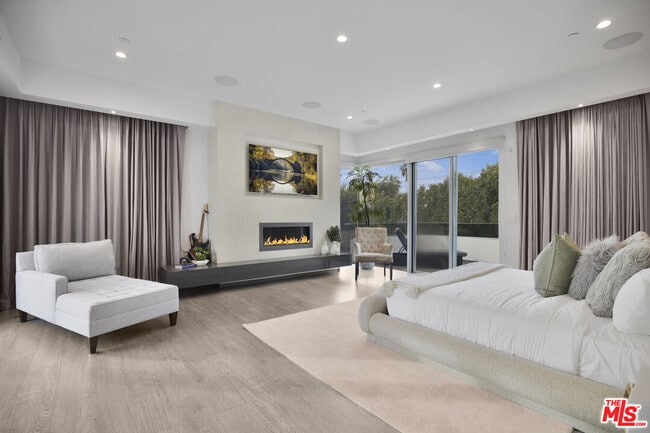 Building Photo - 6379 Colgate Ave