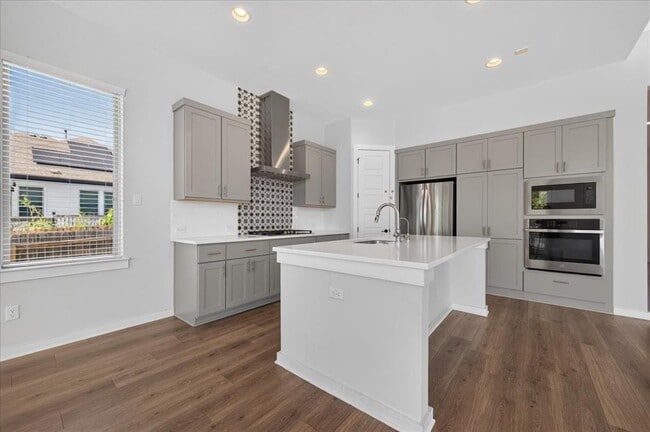 Building Photo - 1330 Stone Manor Trail