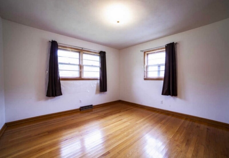 Building Photo - 2307 S Virginia Ave