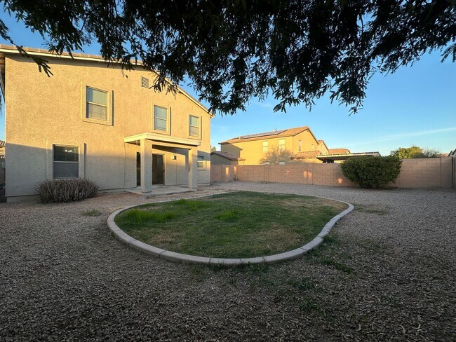 Building Photo - San Tan Valley, 4 bed, 2.5 bath, huge loft, 2300 sqft, 3 car garage
