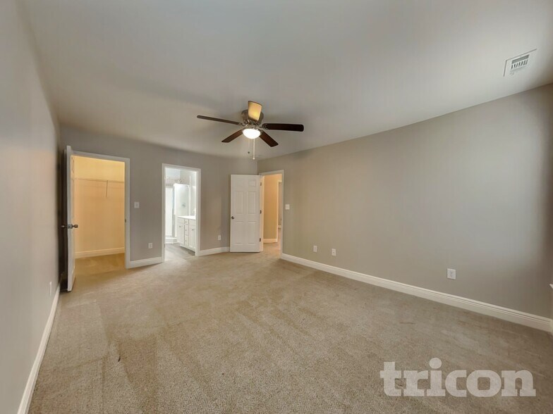 Building Photo - 461 Kimball Loop