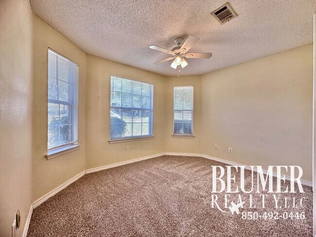 Building Photo - 3bd/2ba Home For Rent
