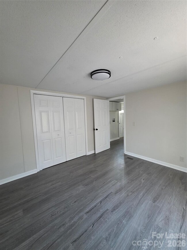 Building Photo - 5712 Unionville Rd