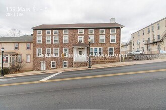 Building Photo - 159 Main St