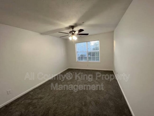 Building Photo - 342 Waterdown Dr