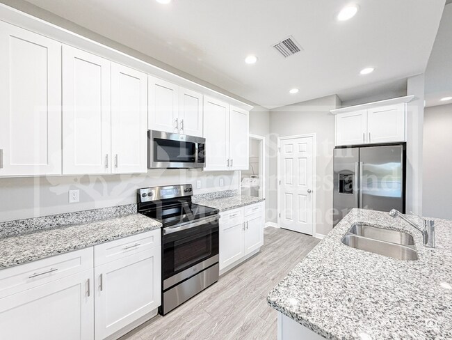 Building Photo - 3389 Cup Dr