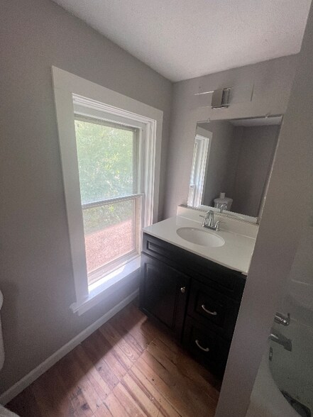 Building Photo - 5539 Mislevy Rd