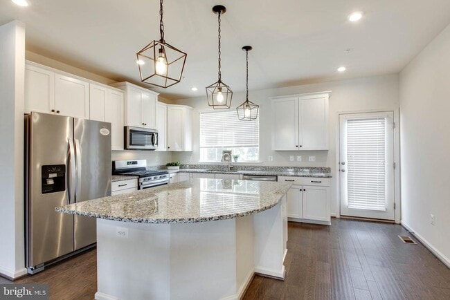 Building Photo - 3058 Bretons Ridge Way