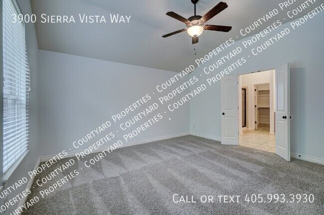 Building Photo - 3900 Sierra Vista Way