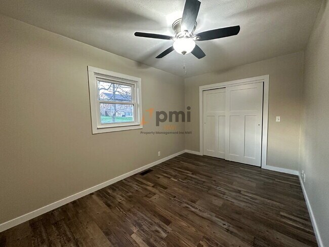 Building Photo - 1506 Rumely St