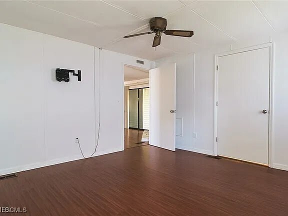 Building Photo - 5370 Country Field Cir