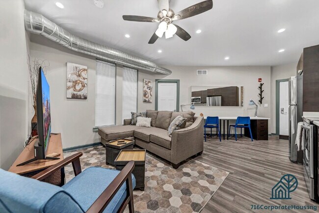 Building Photo - Furnished 2-Bedroom, 2-Bath Apartment near the Medical Campus