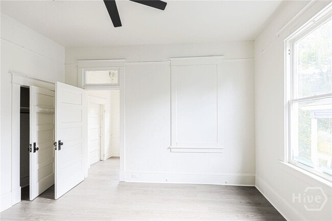 Building Photo - 316 W 40th St
