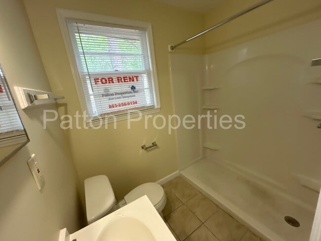 Building Photo - Standish Acres Home