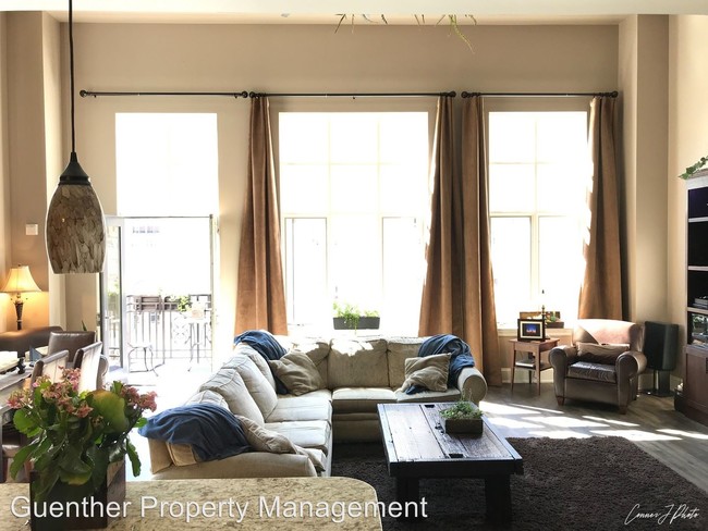 Building Photo - 4 br, 3 bath House - 809 W Main Ave  # 206