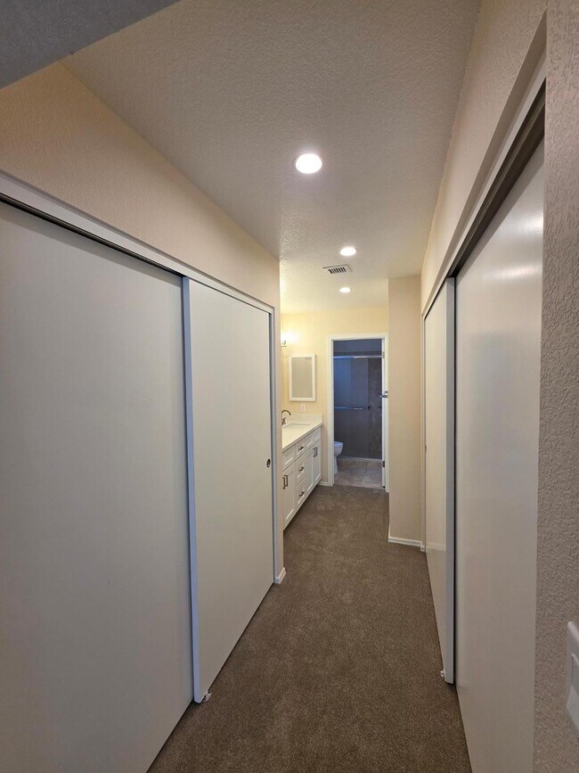 Building Photo - 11158 N 107th Way