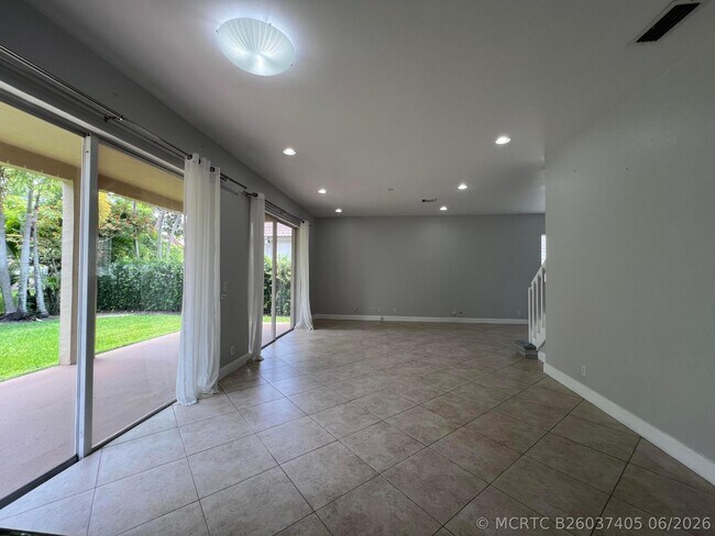 Building Photo - 16447 SW 1st Ct