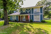 Building Photo - 509 Friendly Rd