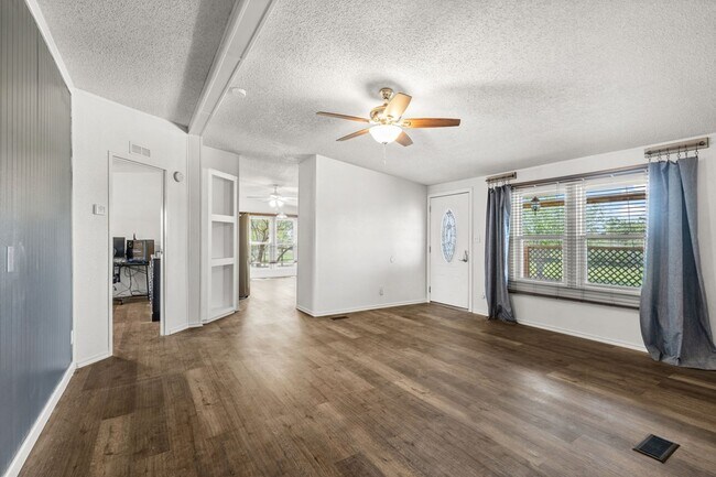 Building Photo - 4120 Marigold St