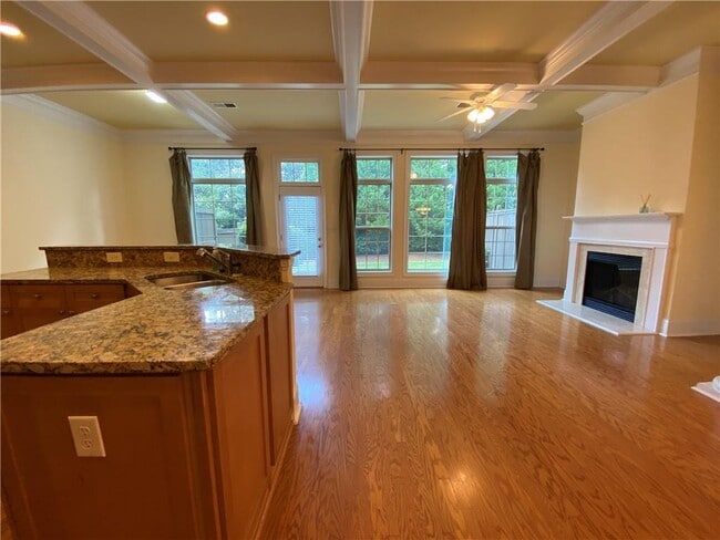 Building Photo - 2887 Laureate Ct