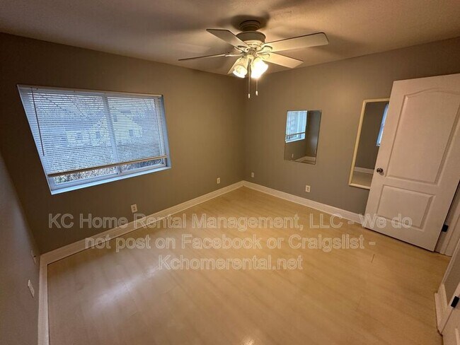 Building Photo - 4343 Myrtle Ave