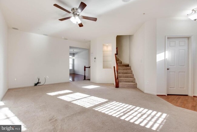 Building Photo - 6721 Caleb Dorsey Square