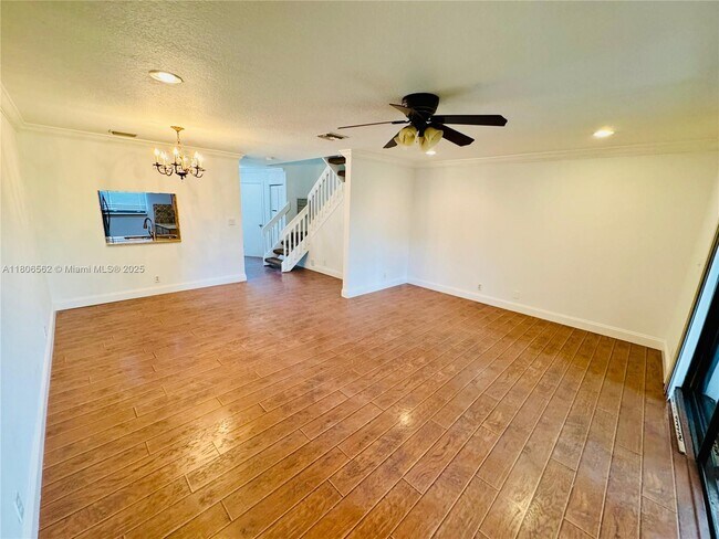 Building Photo - 4923 NW 82nd Ave
