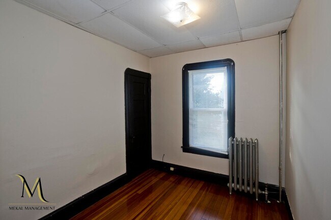 Building Photo - 43 Elmdale St