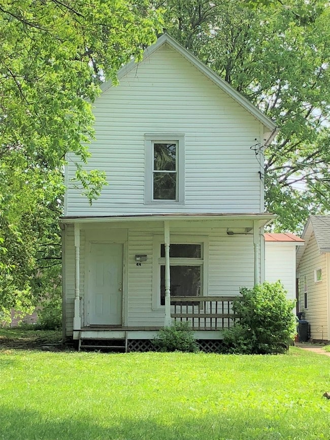 Primary Photo - 44 S Shafer St